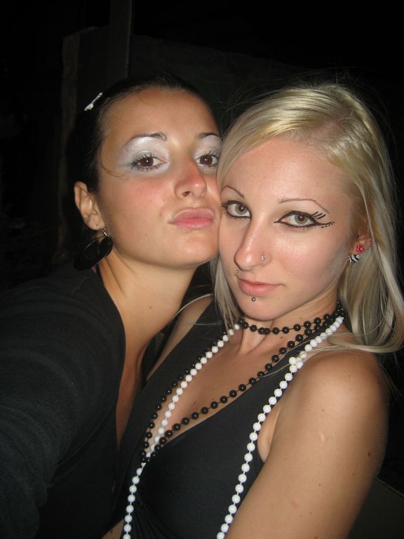 i/Kranj/Absolvent08/07-BlackWhiteParty/absolvent 1831.jpg